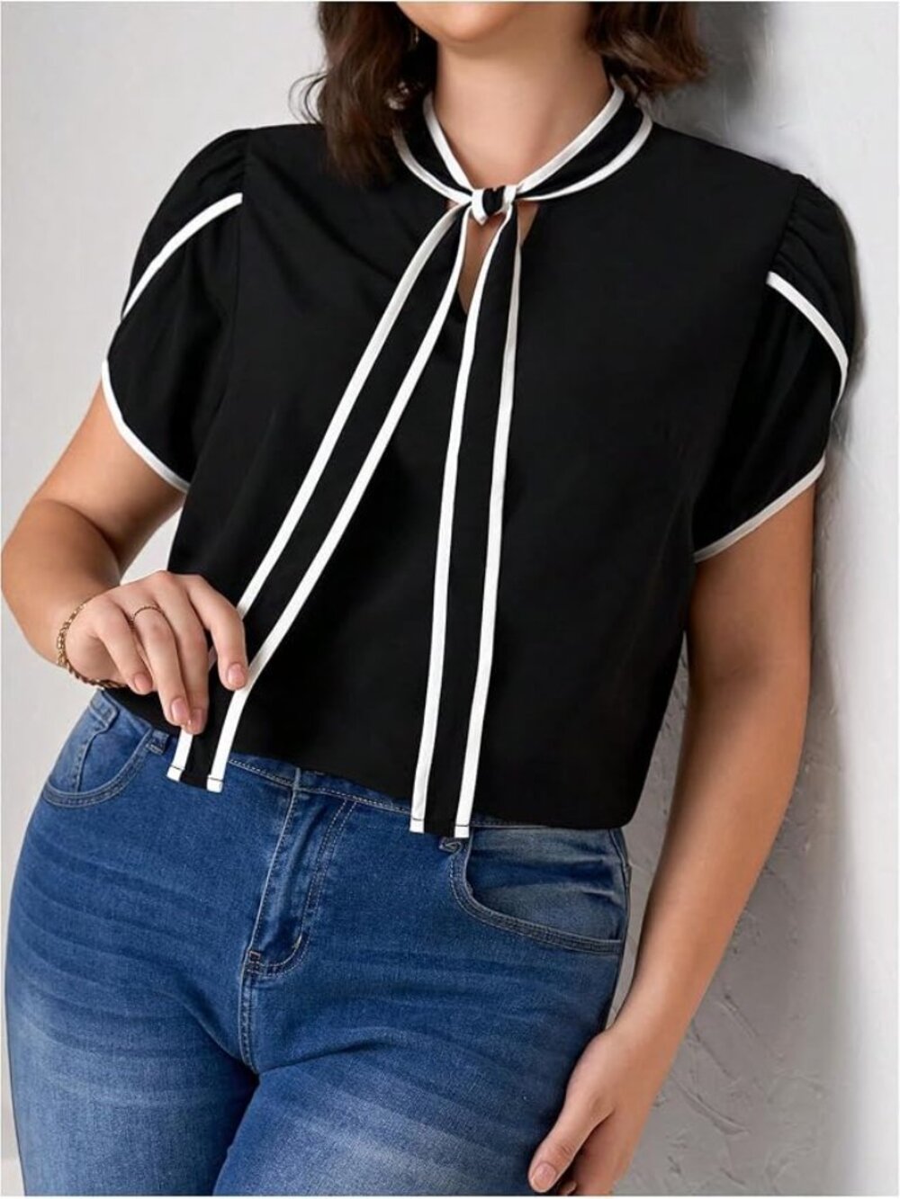🖤🤍✨ NWT Plus Size 4X Black & White Bow Tie Neck Business Blouse - Picture 4 of 4